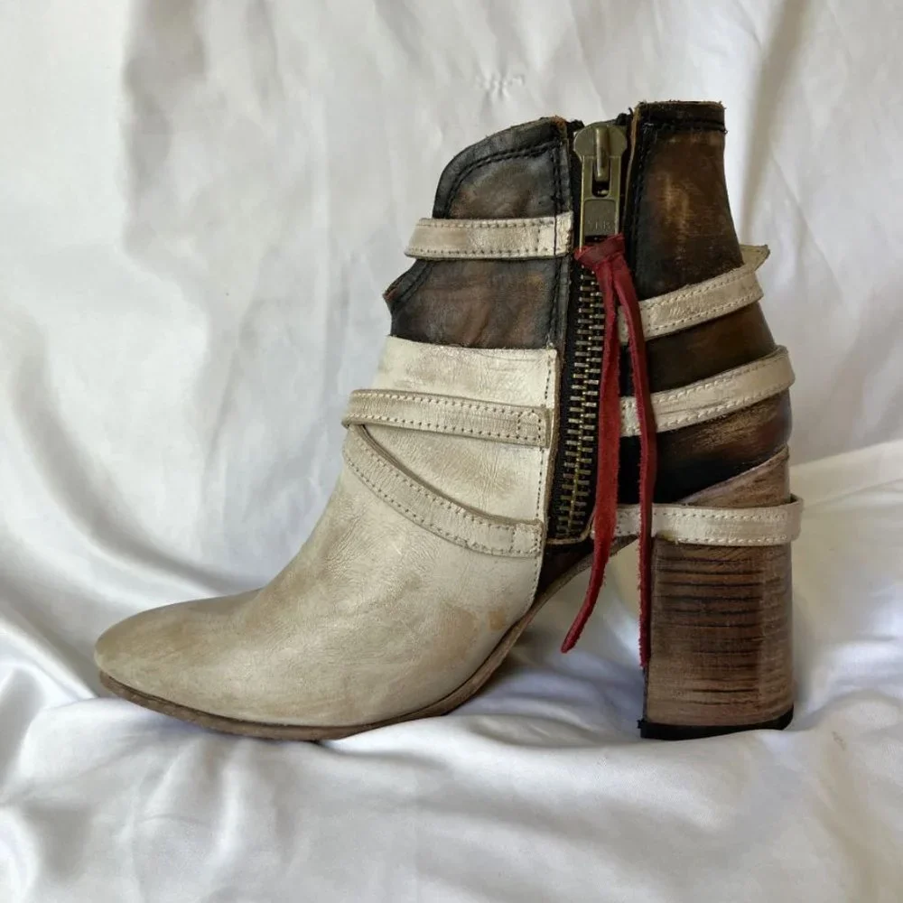 Freebird Jerome Size 9 Beige Ankle Bootie - Picture 4 of 16